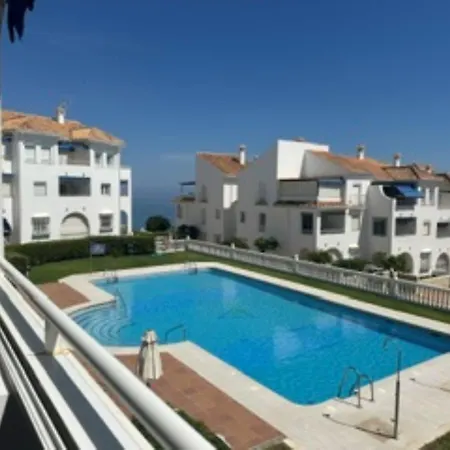 Fuentes De A1 1e Menyber - With Pool View 아파트