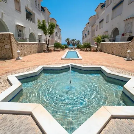 Fuentes De A1 1e Menyber - With Pool View 아파트
