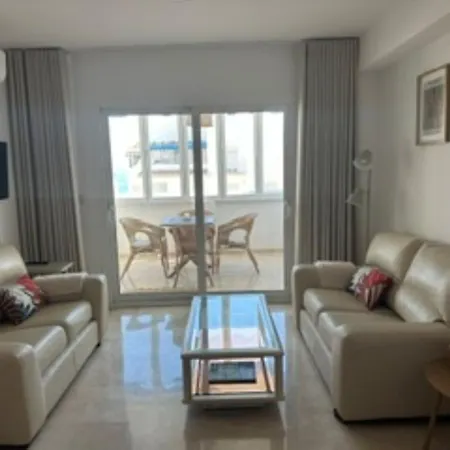 아파트 Fuentes De A1 1e Menyber - With Pool View