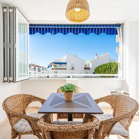 Fuentes De A1 1e Menyber - With Pool View Apartamento Nerja